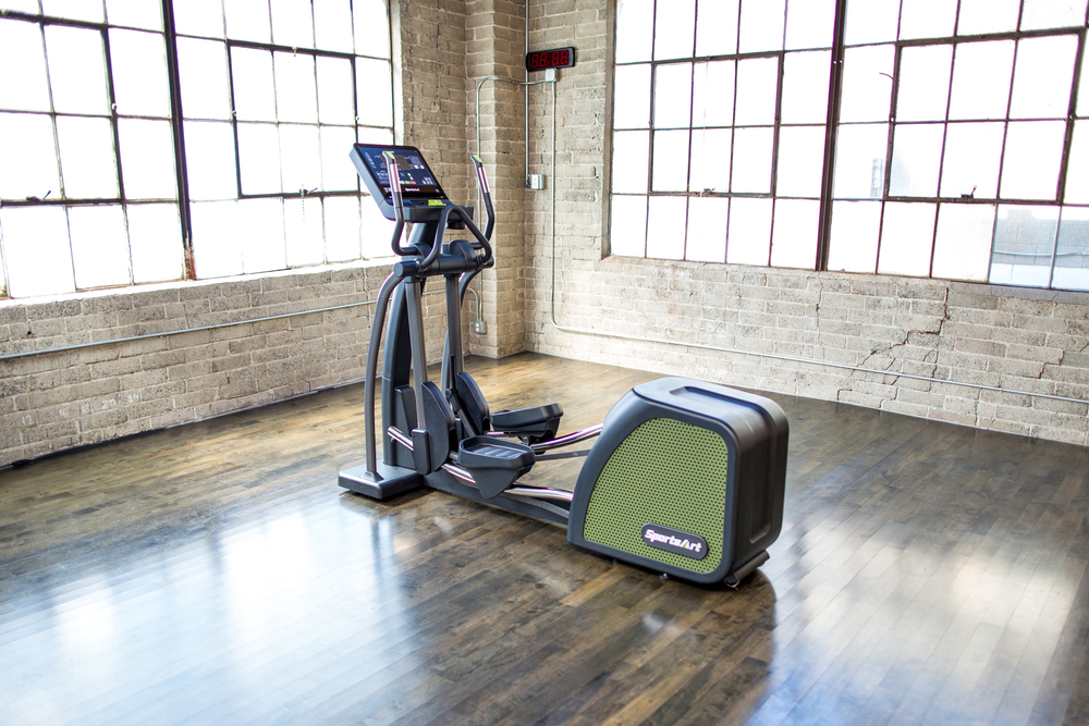 SportsArt G876 STATUS ECO-POWR ELLIPTICAL
